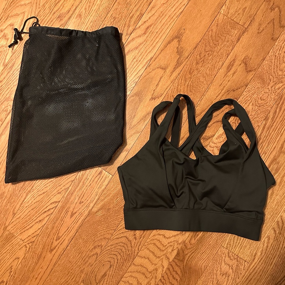 Women's Black Sports Bra